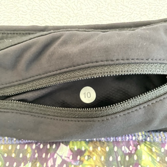 Lululemon lined Skirt size 10 rare colour! - Picture 5 of 5